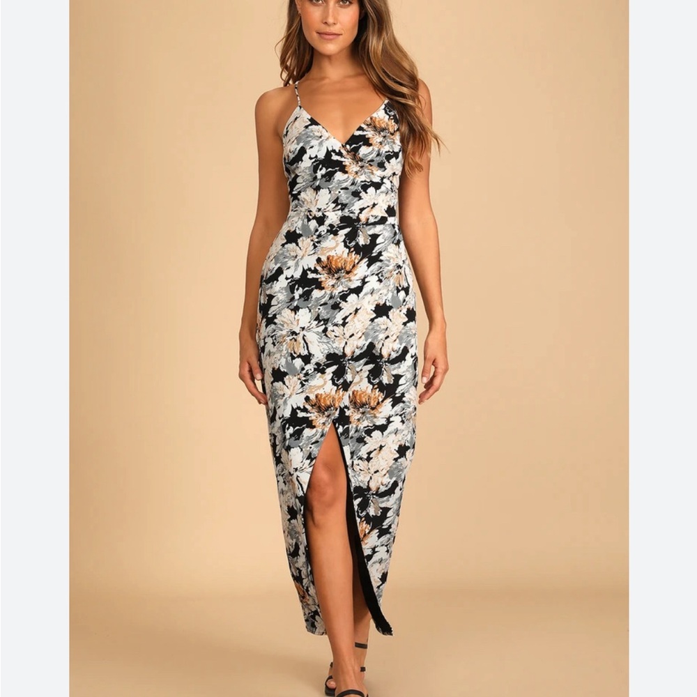 New With Tags Lulu Dress (S)